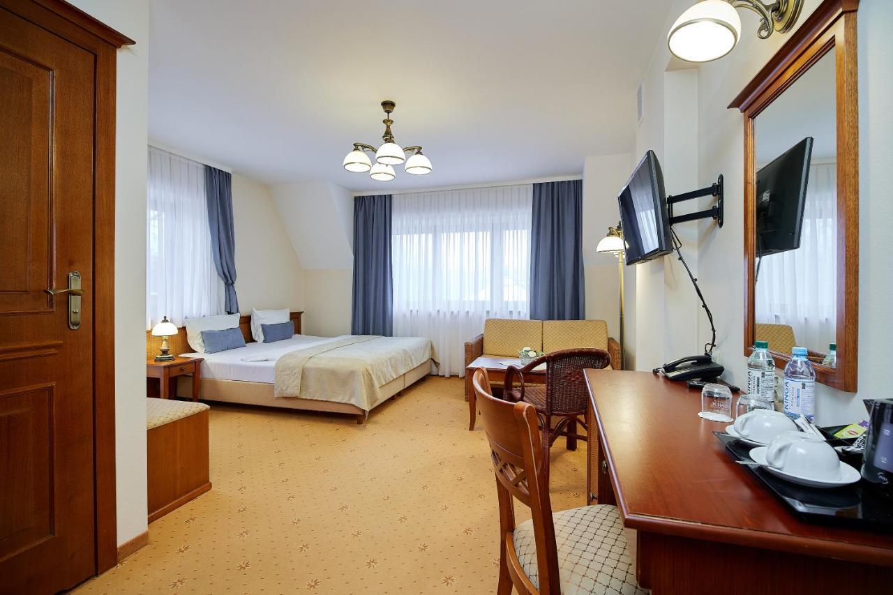 Burkaty Hotel Białka